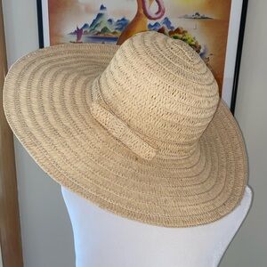 Elegant Tan Wide-Brimmed Sun Hat